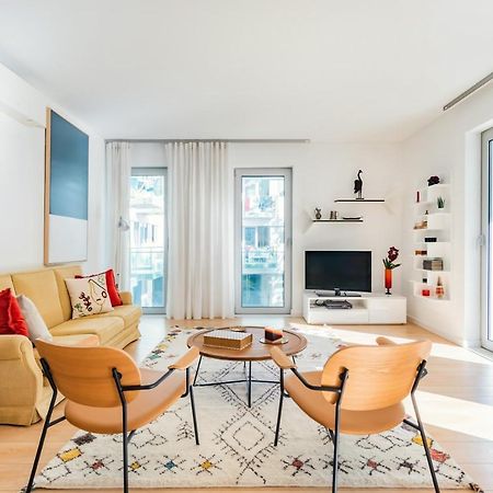 Ferienwohnung Oeiras Elegant Retreat With Pool Exterior foto