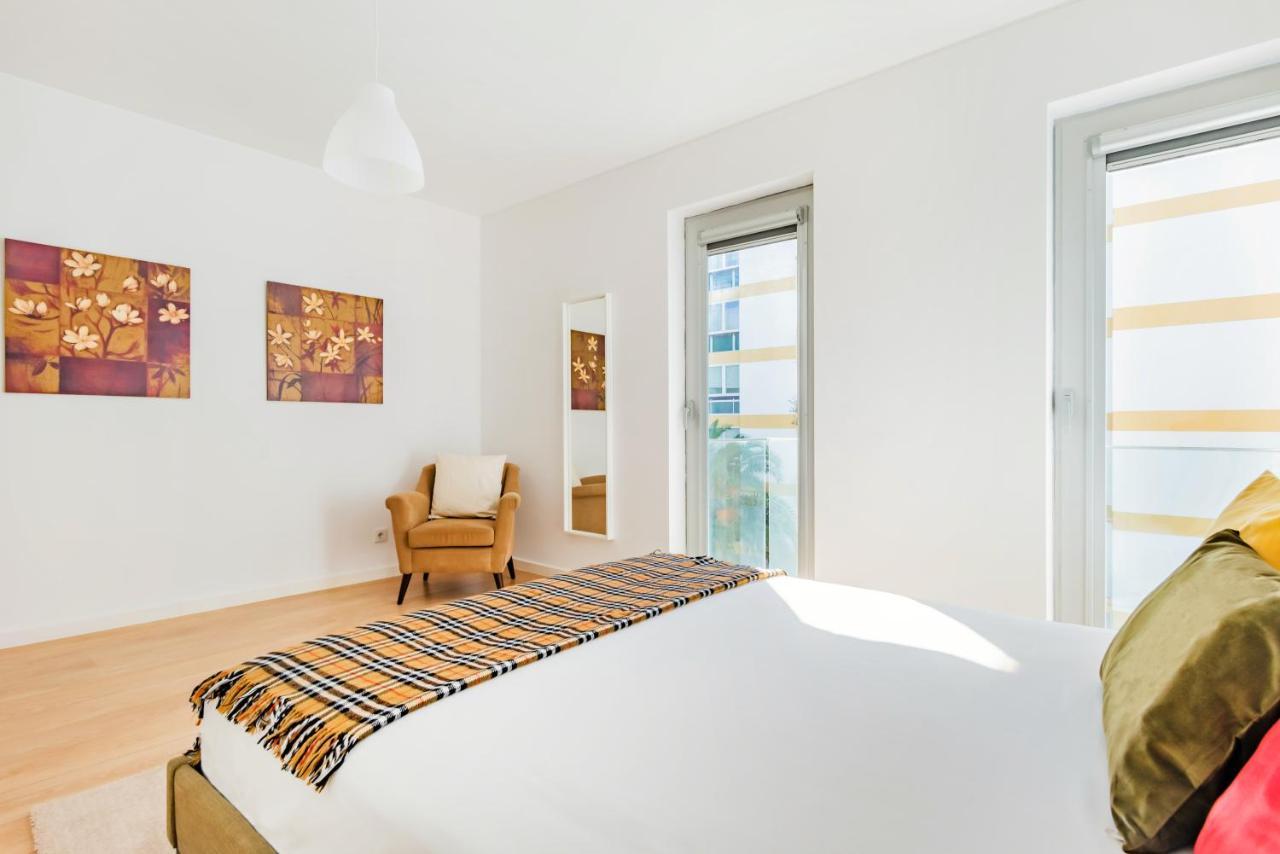 Ferienwohnung Oeiras Elegant Retreat With Pool Exterior foto