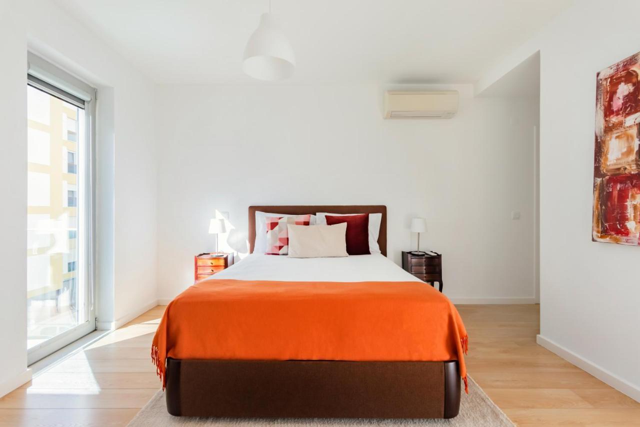 Ferienwohnung Oeiras Elegant Retreat With Pool Exterior foto
